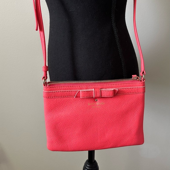 kate spade Handbags - Kate Spade Crossbody Bag